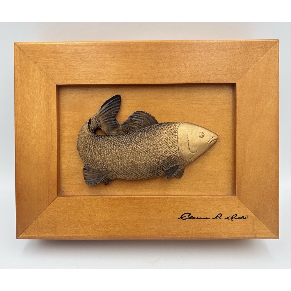 Clarence A Wells Haida Trinket Box Maple Wood W/ Fish Salmon Sculpture On Lid